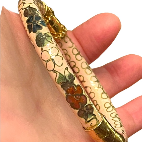 Vintage Jewelry - Vintage gold finish cloissone hand painted Chinese bracelet peach